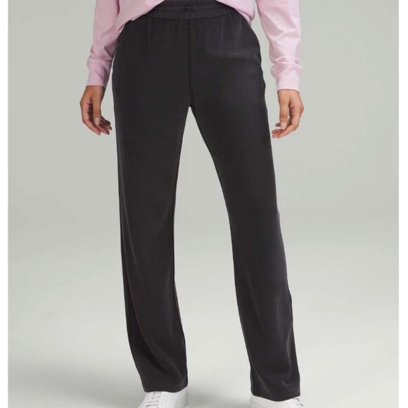 Lululemon Softstreme High-Rise Pant, Short - 27" Inseam, Black, Size 8 - Picture 1 of 11